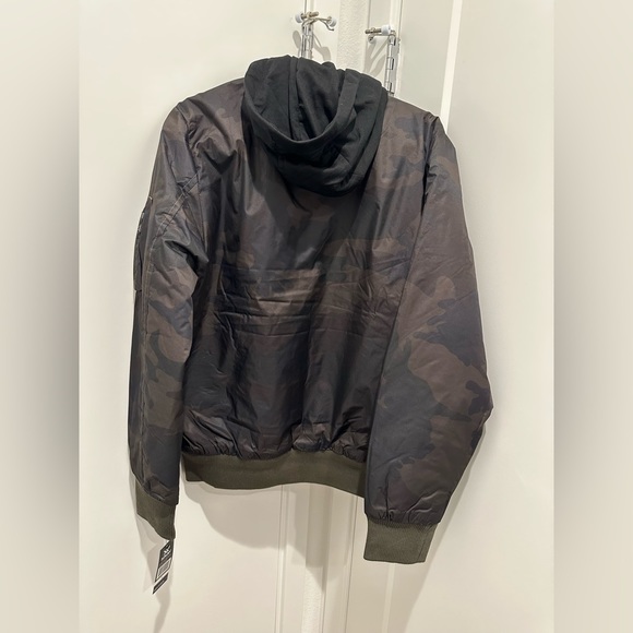 Bomber/Hoodie Jacket - Picture 14 of 15